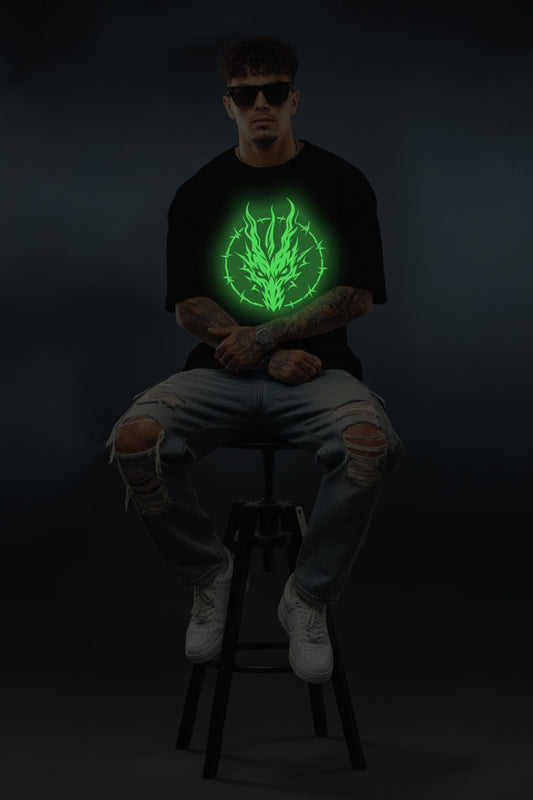 Thorn Flame Graphic T-Shirt – Black